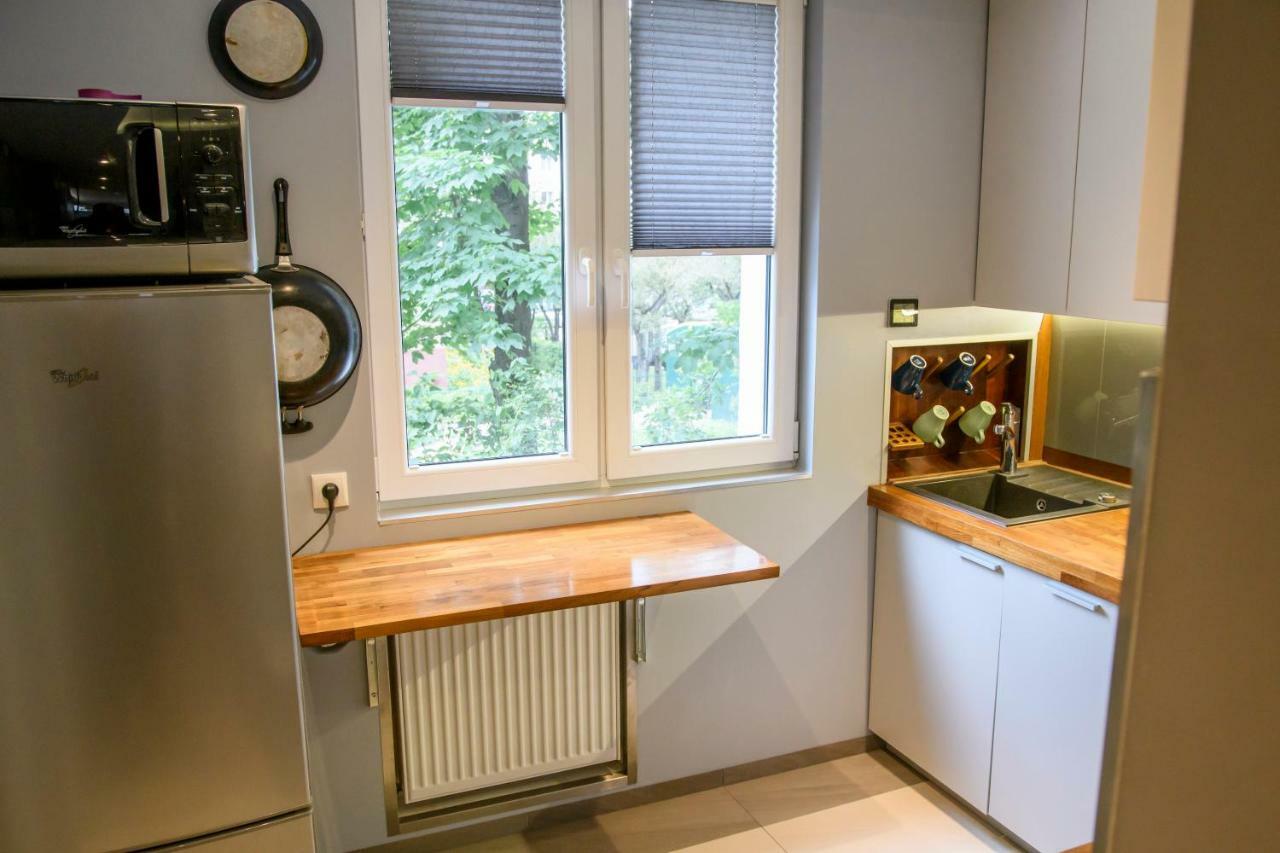 Chmielna Wood Lux Apartamento Varsóvia Exterior foto