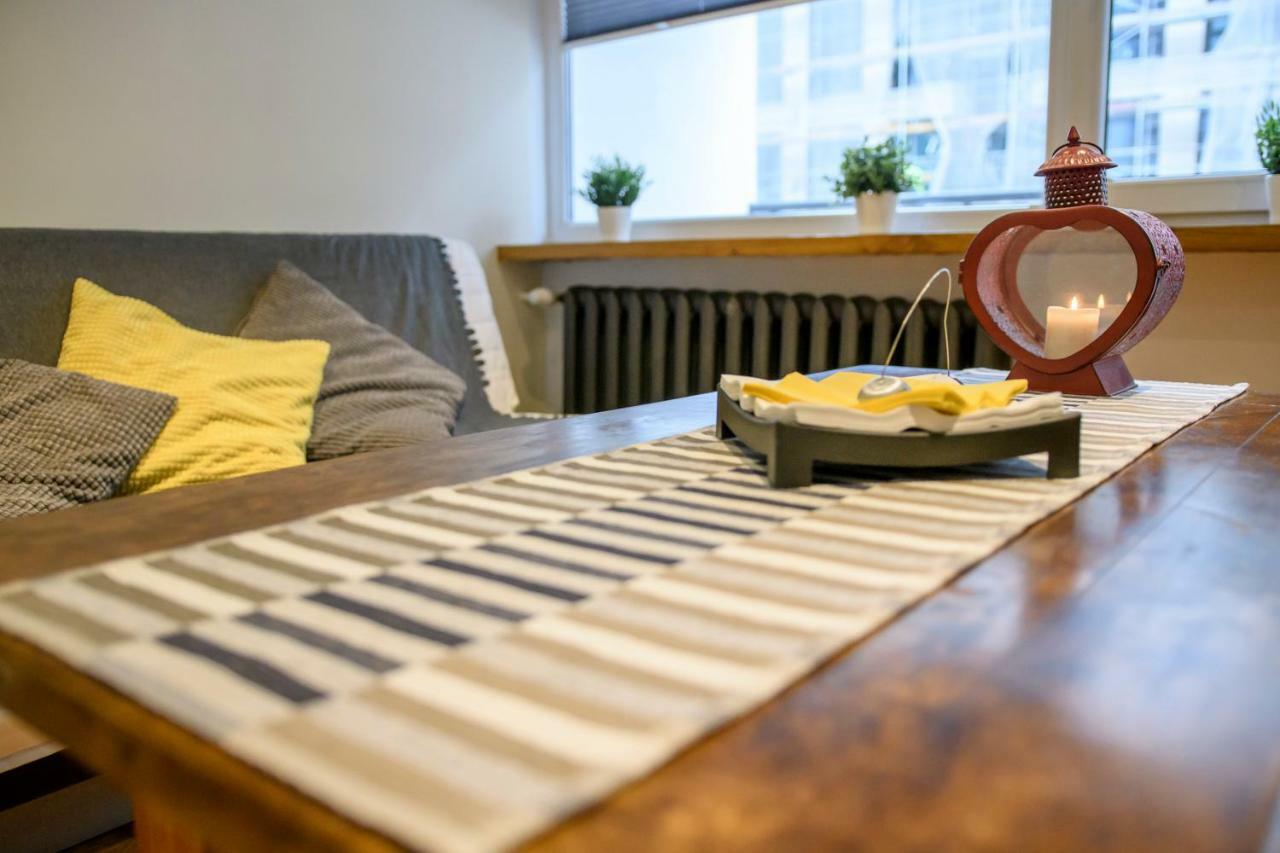 Chmielna Wood Lux Apartamento Varsóvia Exterior foto
