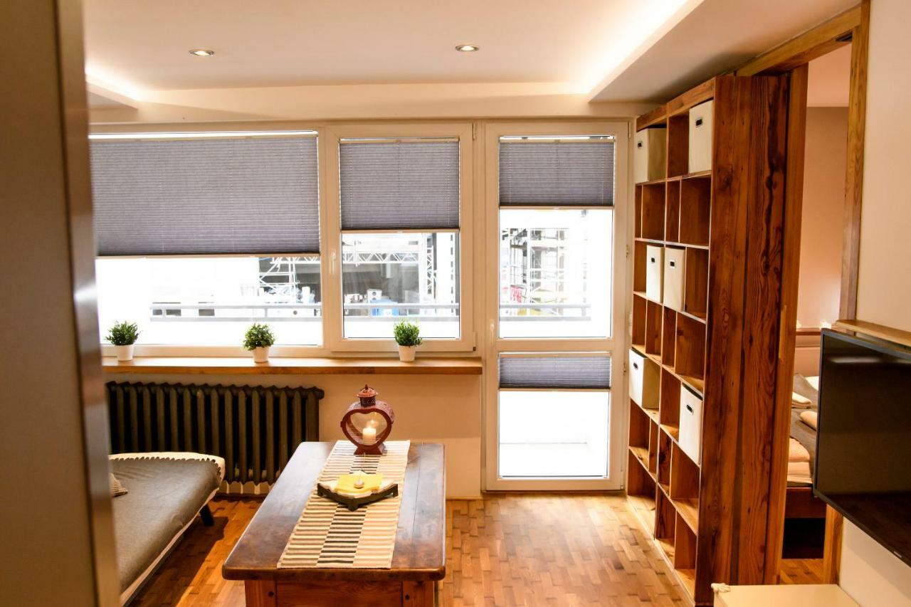 Chmielna Wood Lux Apartamento Varsóvia Exterior foto