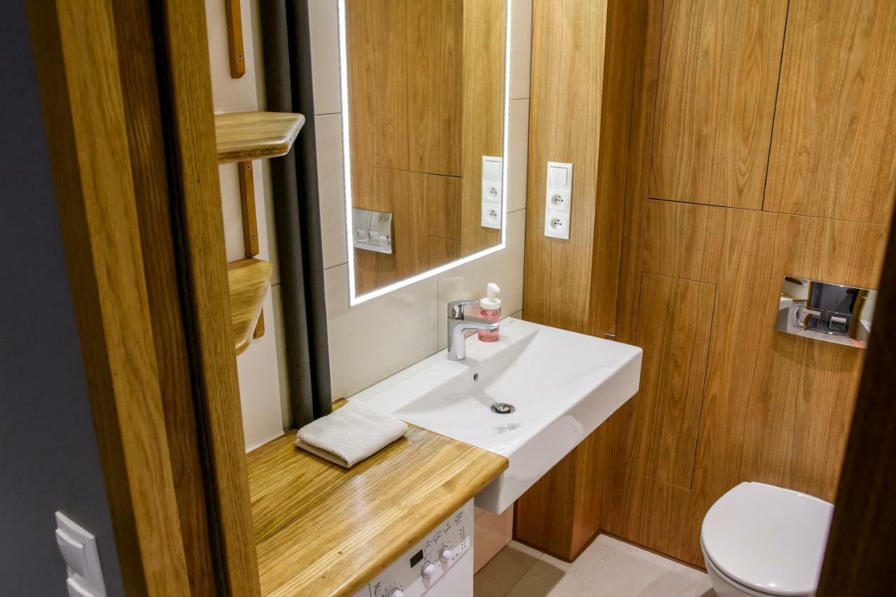 Chmielna Wood Lux Apartamento Varsóvia Exterior foto